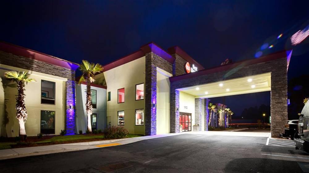 Best Western Plus Hardeeville Inn & Suites