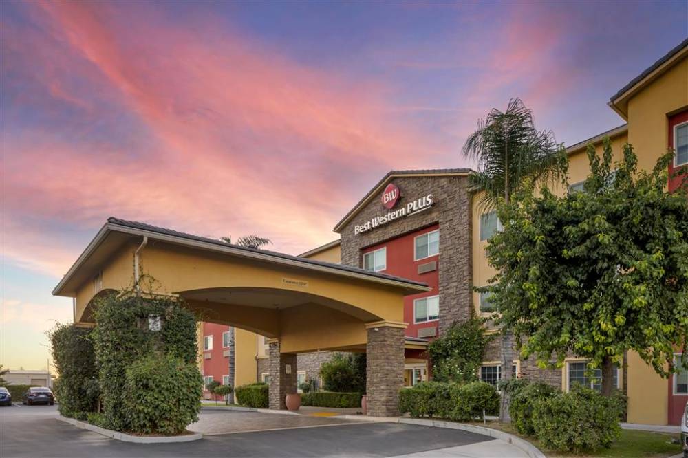 Best Western Plus Wasco Inn & Suites