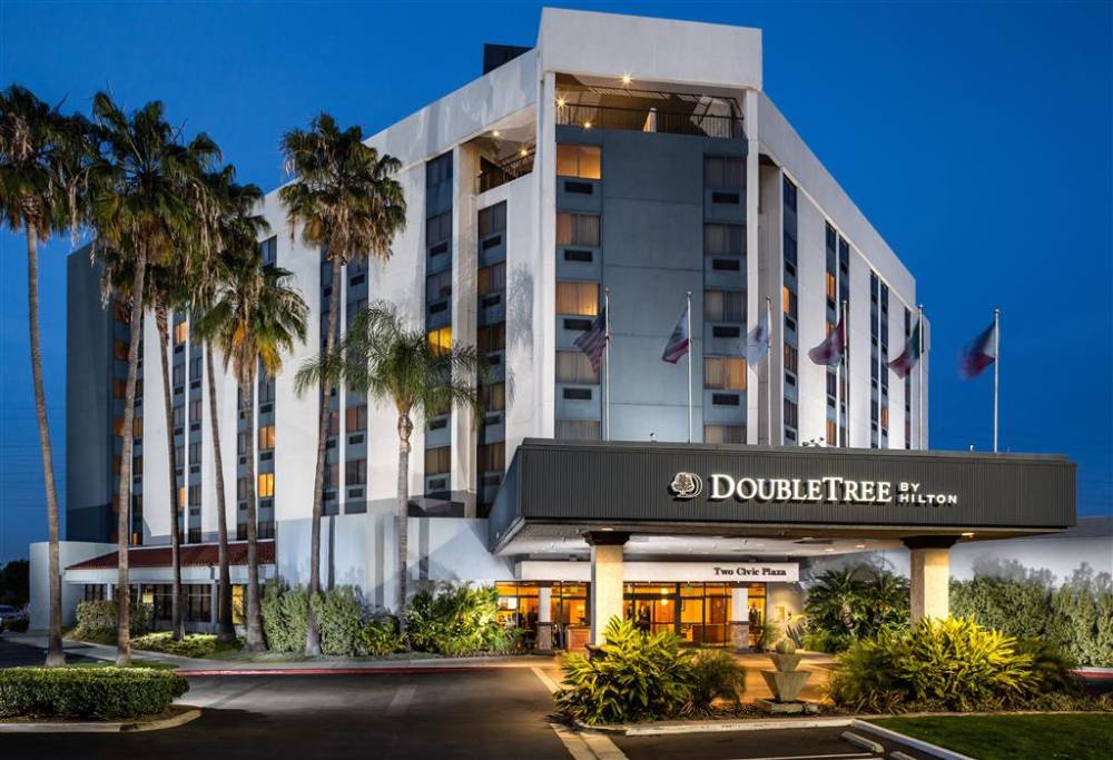 Doubletree By Hilton Carson  Ca