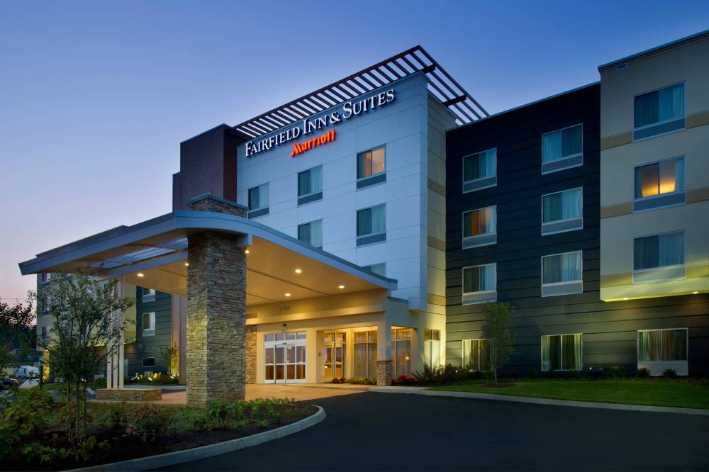 Fairfield Inn And Suites By Marriott Knoxville Turkey Creek