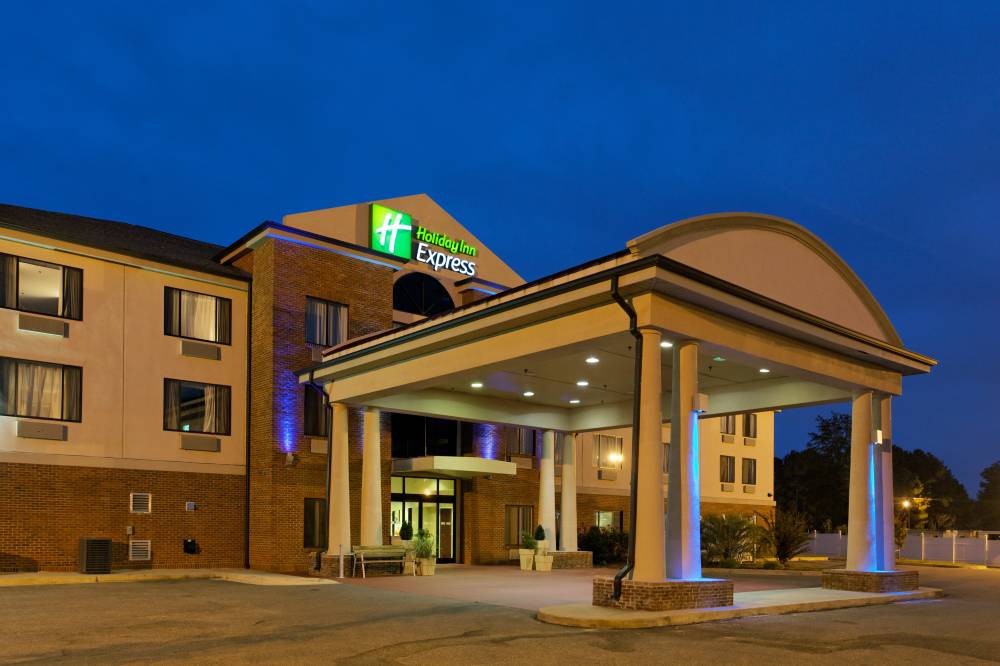 Holiday Inn Exp Stes Sylacauga