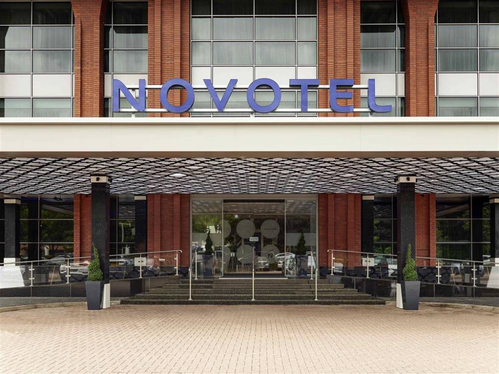 Novotel London Heathrow Airport T1 T2 And T3
