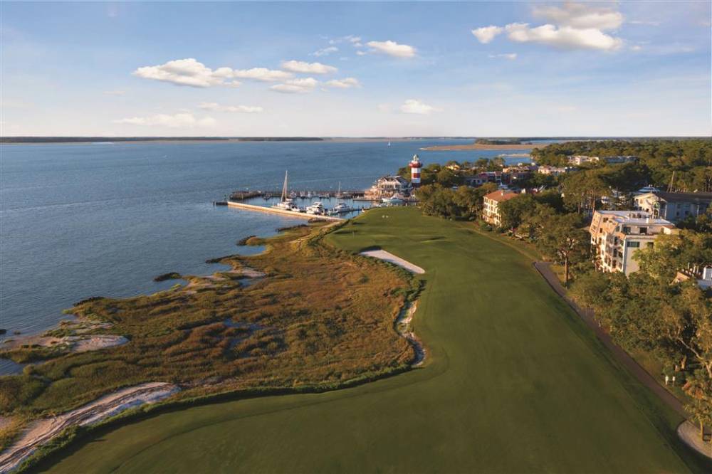 The Inn And Club At Harbour