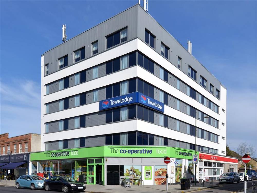 Travelodge London Raynes Park