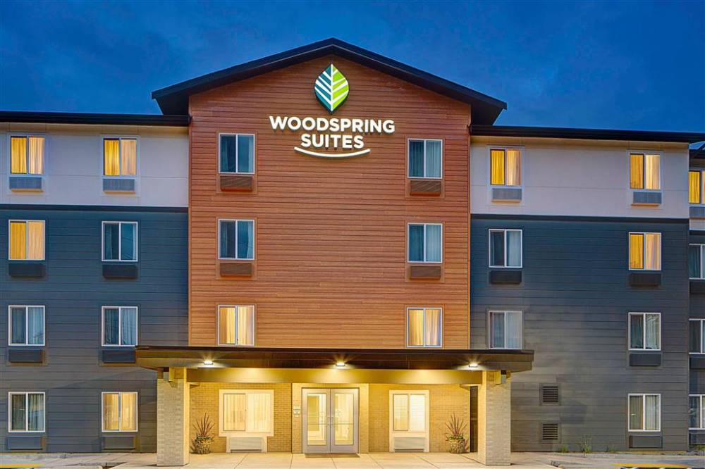 Woodspring Suites Seattle Everett